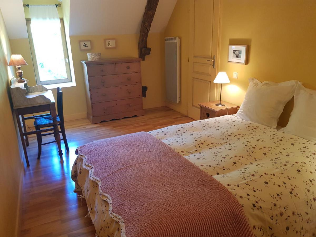 Bed and Breakfast Le Moulin De Jules Et Akasha Murat Exterior foto