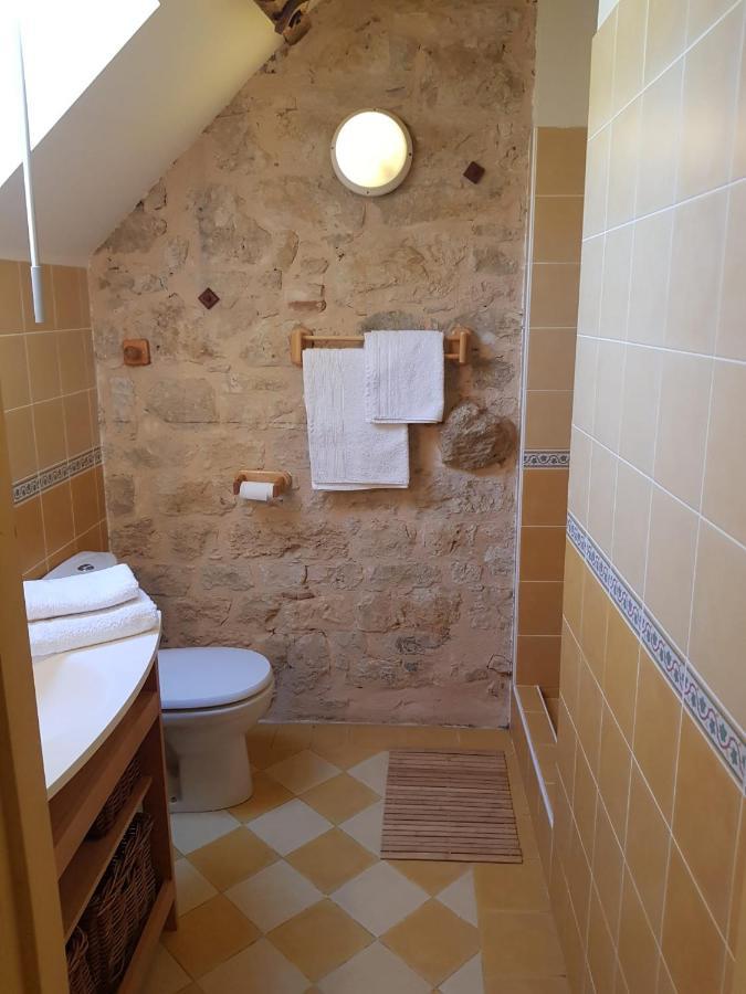 Bed and Breakfast Le Moulin De Jules Et Akasha Murat Exterior foto